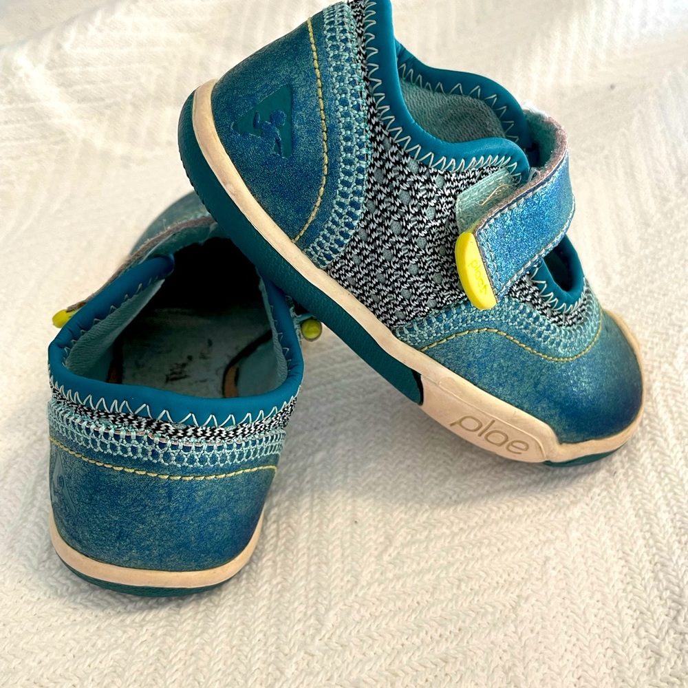 Plae Girls Shoes